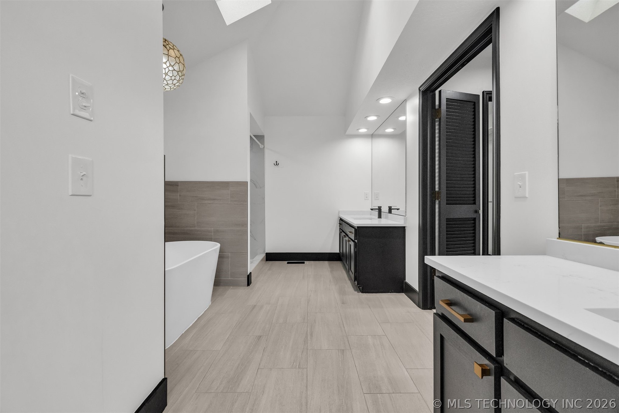 7505 E 65th Street Property Photo 37