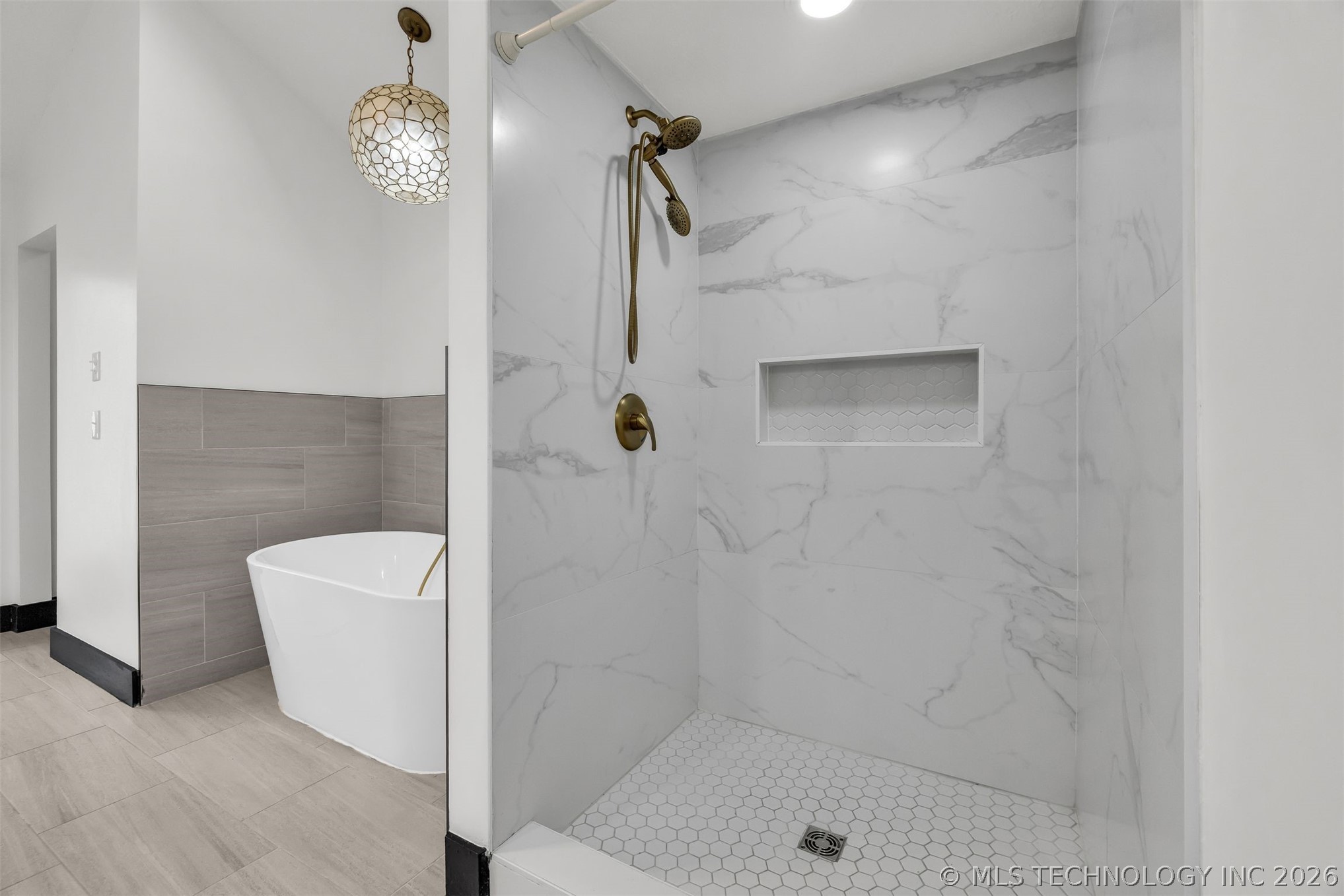 7505 E 65th Street Property Photo 38