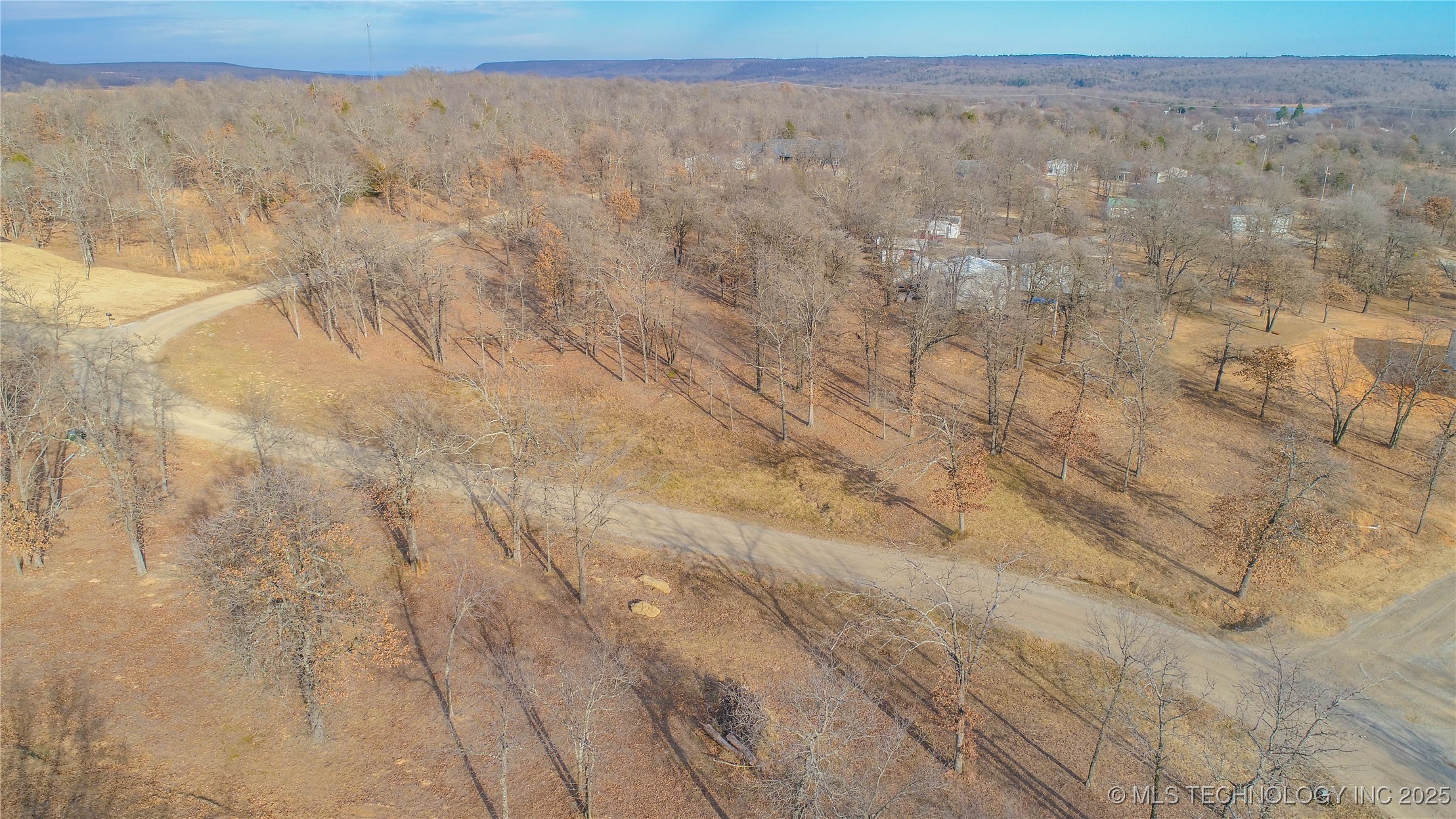 5 Duchess Creek Drive Property Photo 3