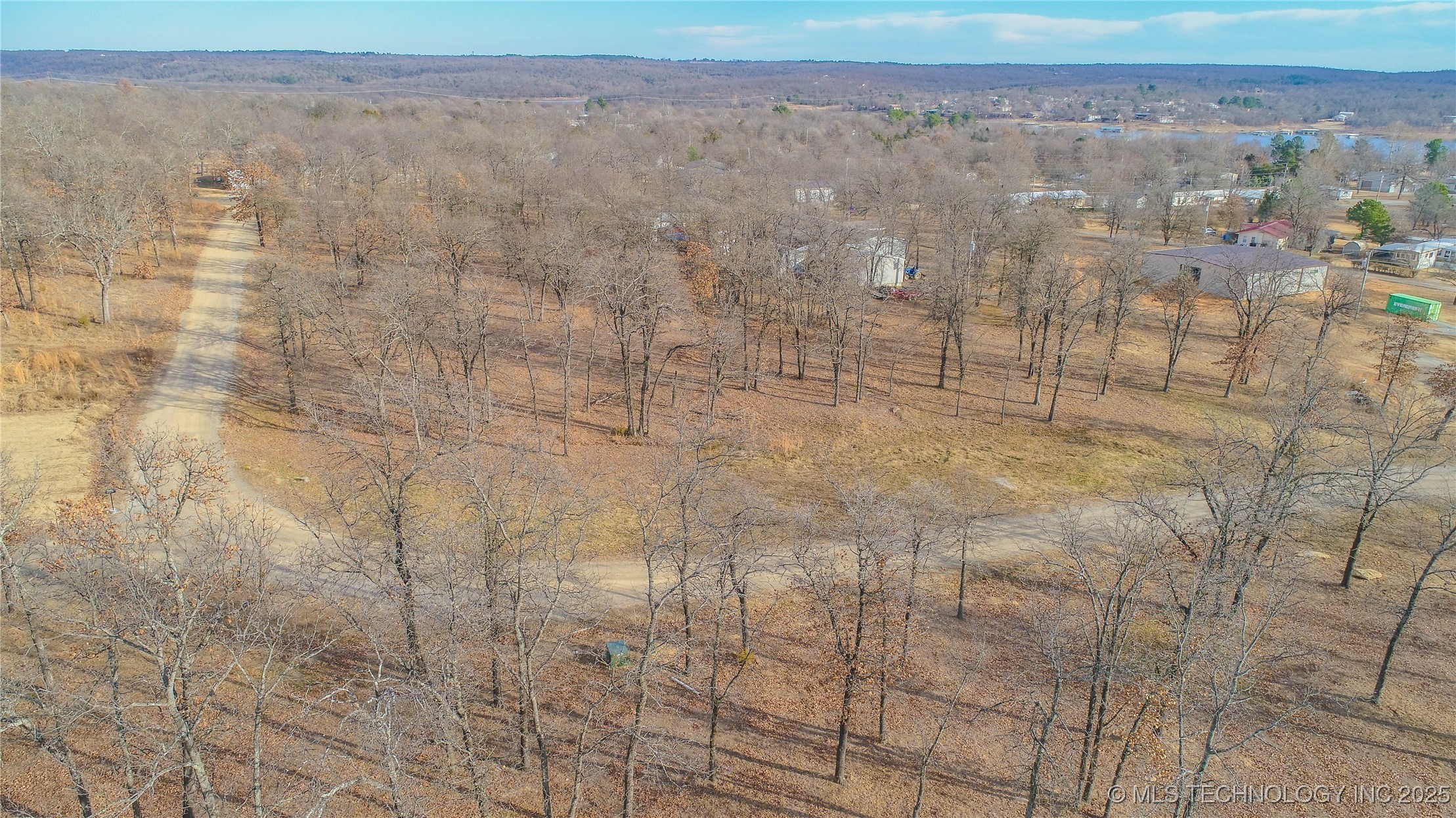 5 Duchess Creek Drive Property Photo 4