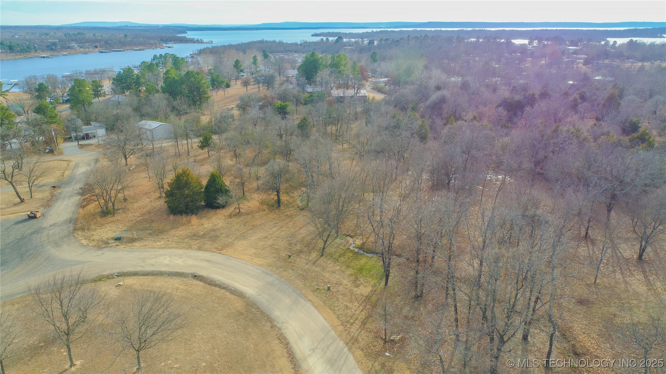 25 Duchess Creek Drive Property Photo 9