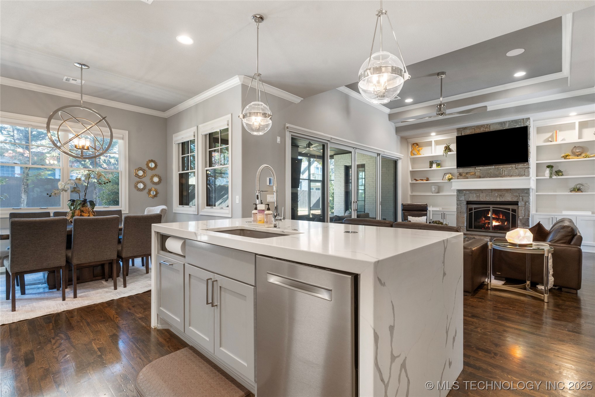 1316 E 18th Street Property Photo 23