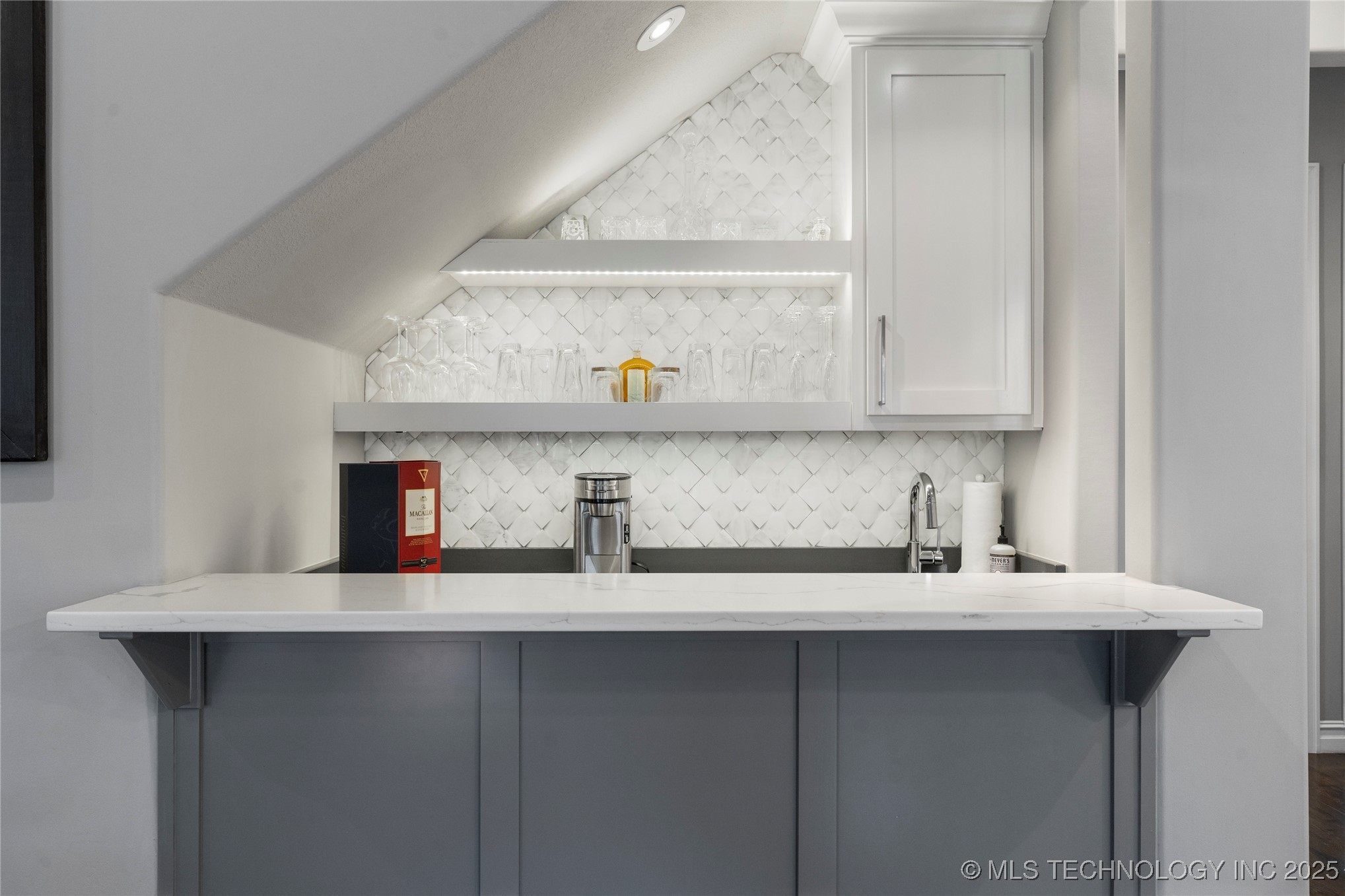 1316 E 18th Street Property Photo 28