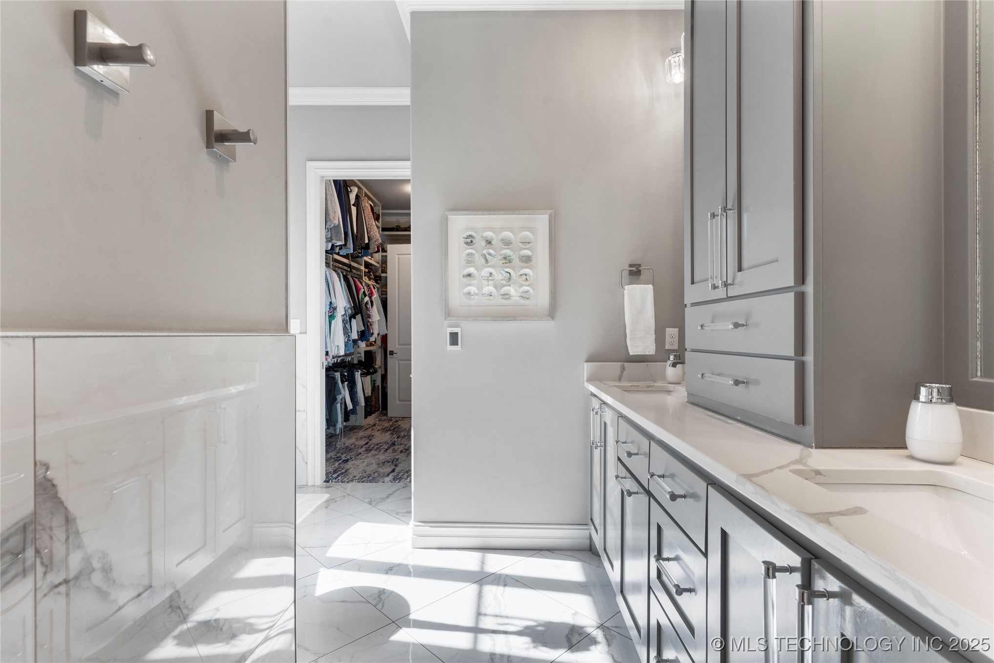 1316 E 18th Street Property Photo 40