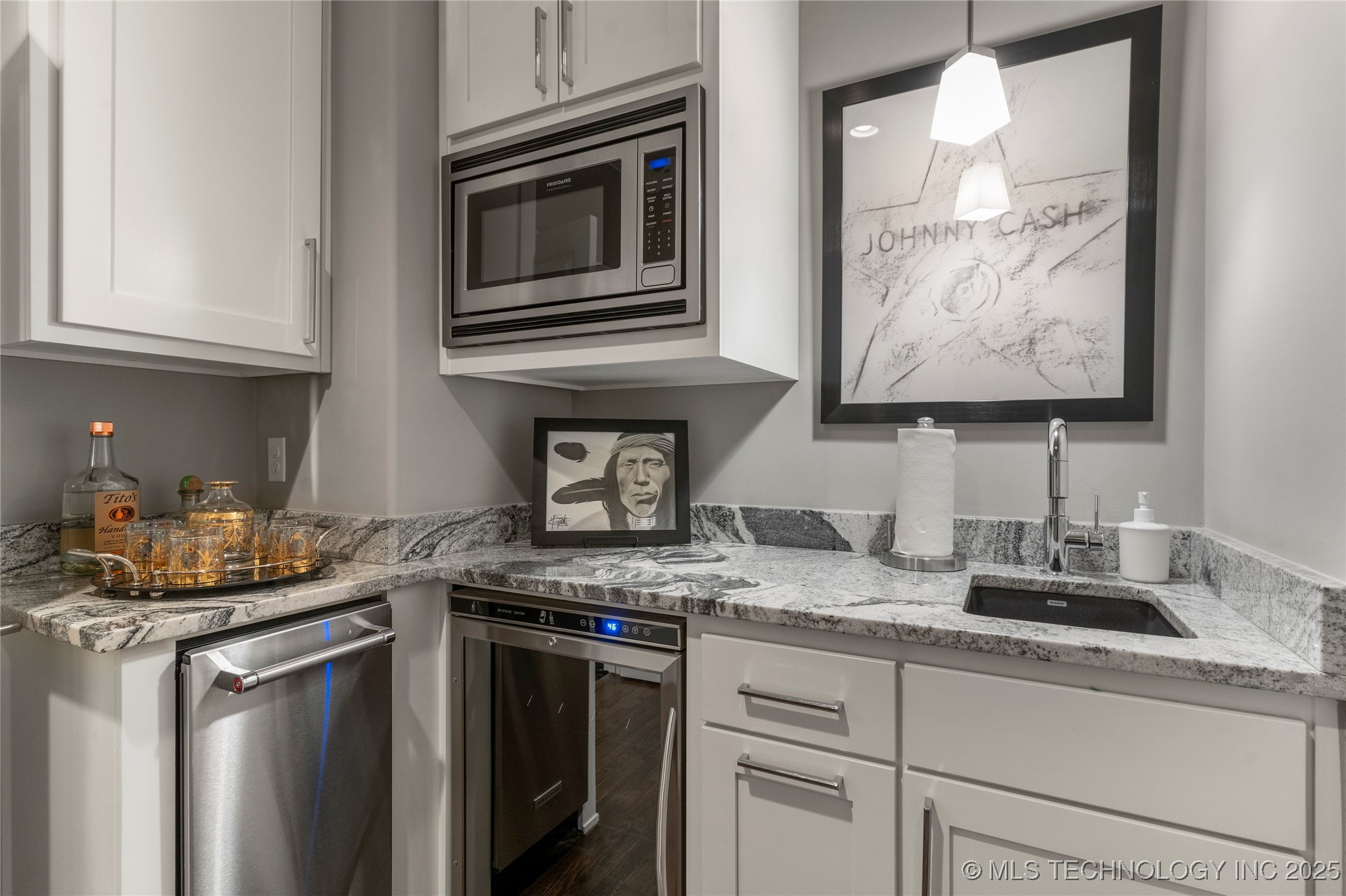 1316 E 18th Street Property Photo 62