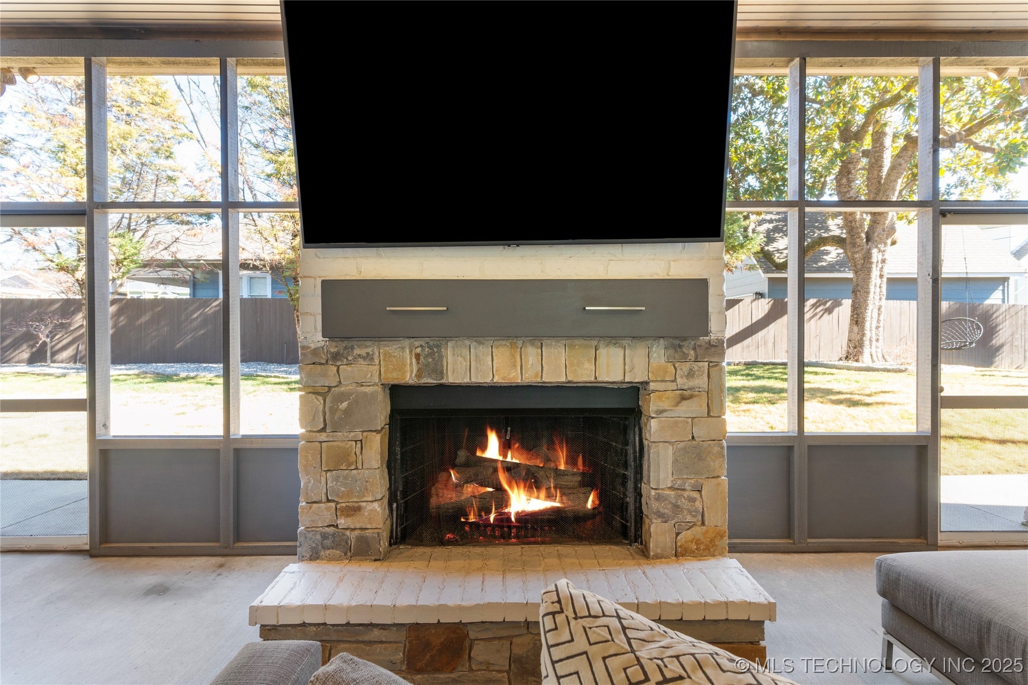 1316 E 18th Street Property Photo 72