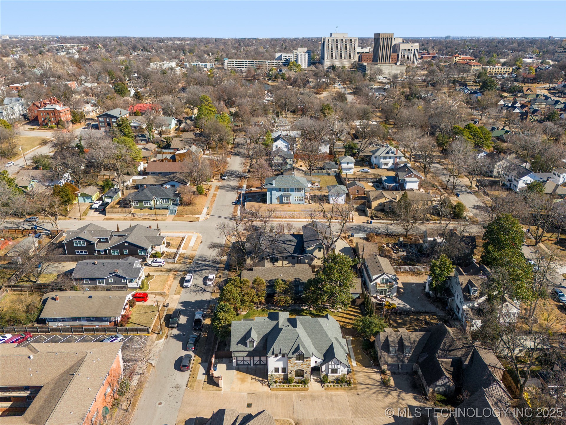 1316 E 18th Street Property Photo 81