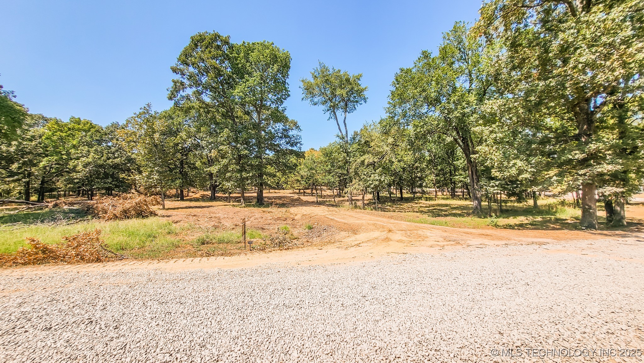 17 Duchess Creek Road Property Photo 5