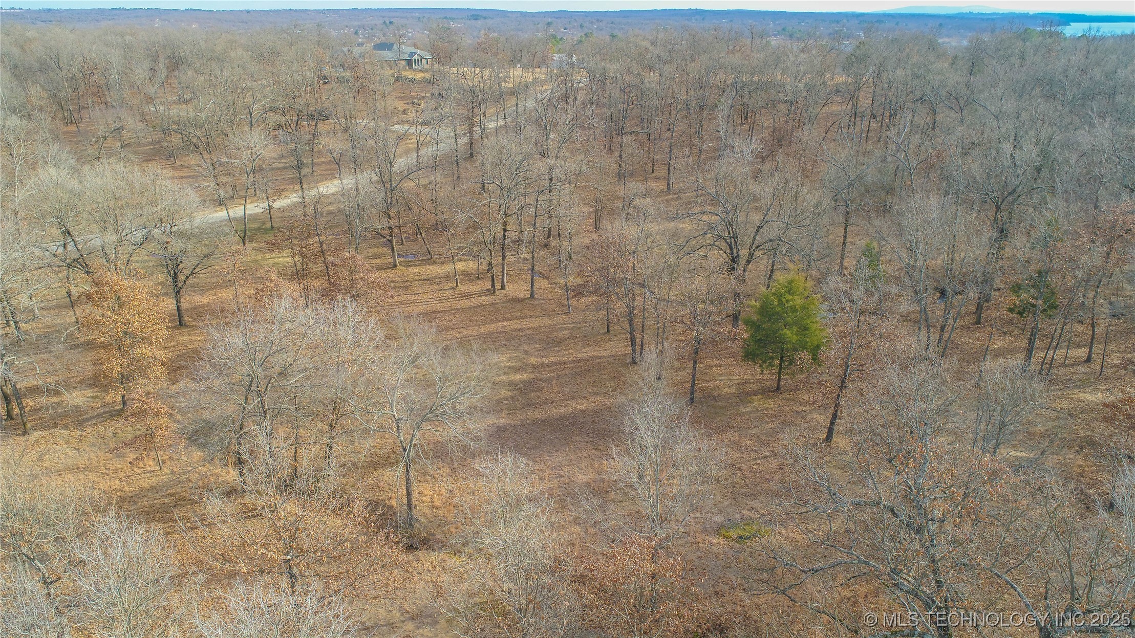 16 Duchess Creek Drive Property Photo 15