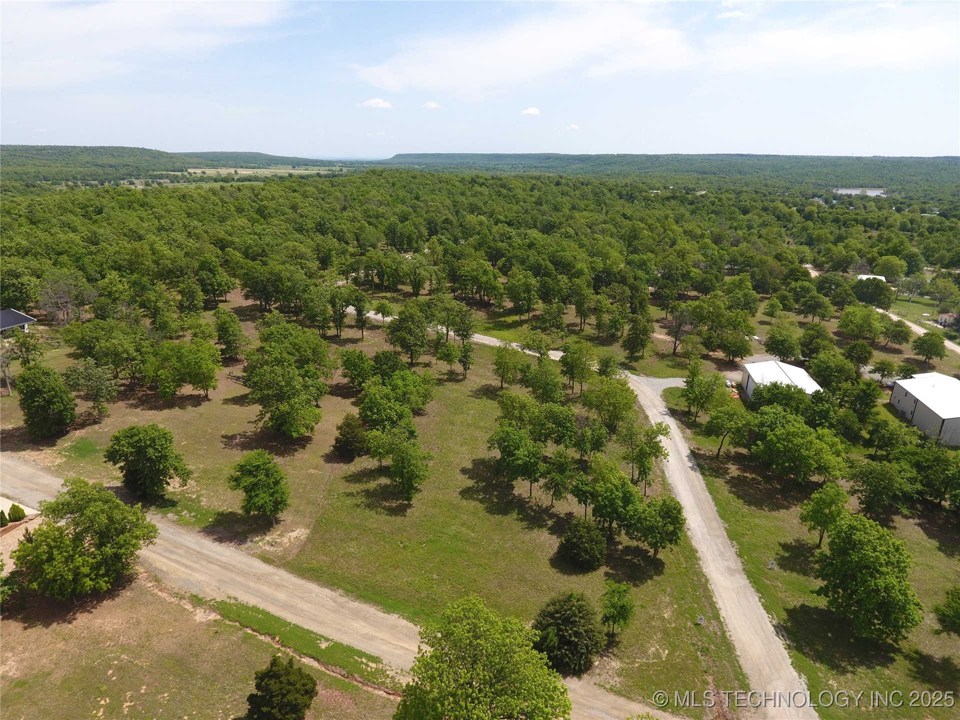 28 Duchess Creek Road Property Photo 14