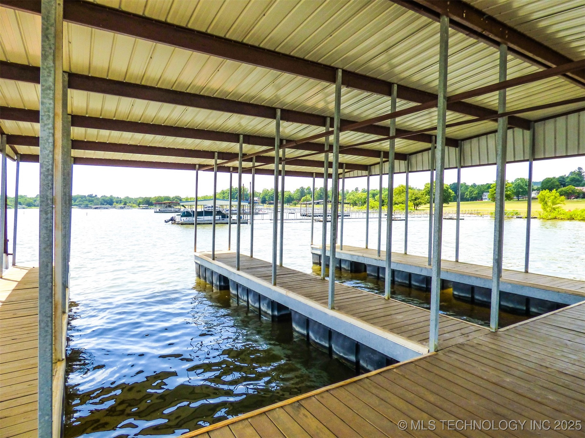 35 Duchess Creek Drive Property Photo 18