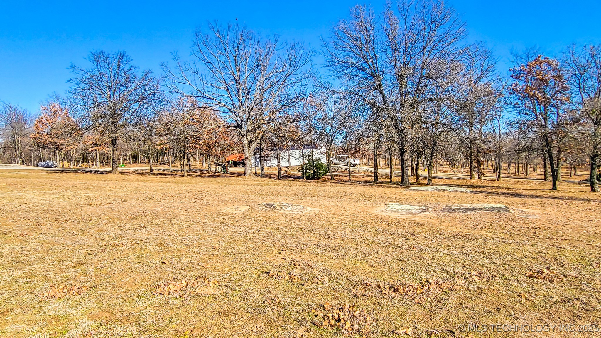 36 Duchess Creek Drive Property Photo 14