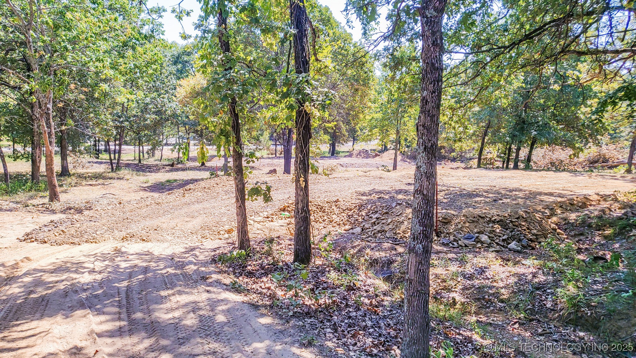 20 Duchess Creek Drive Property Photo 1