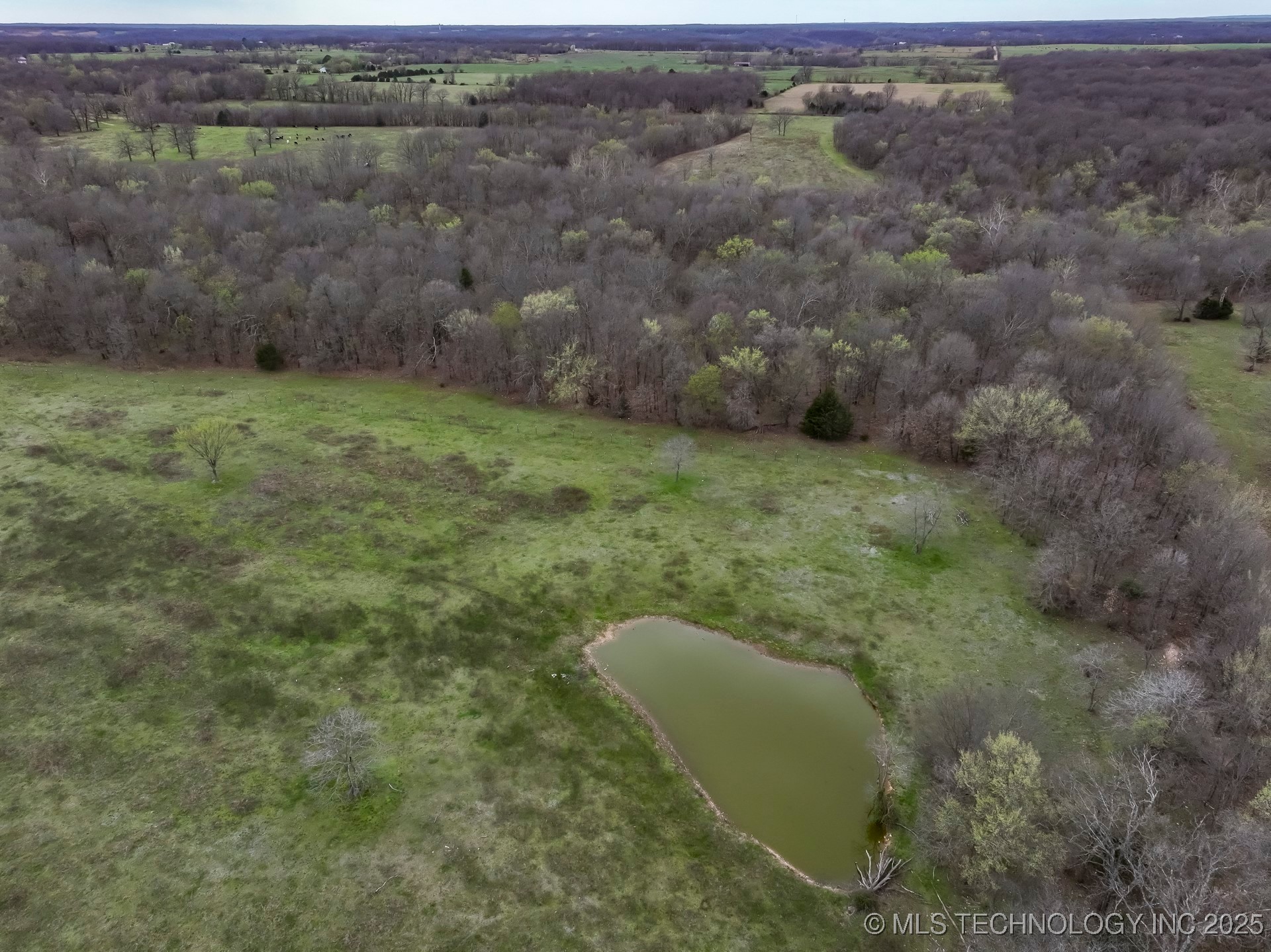 64492 E 350 Road Property Photo 13