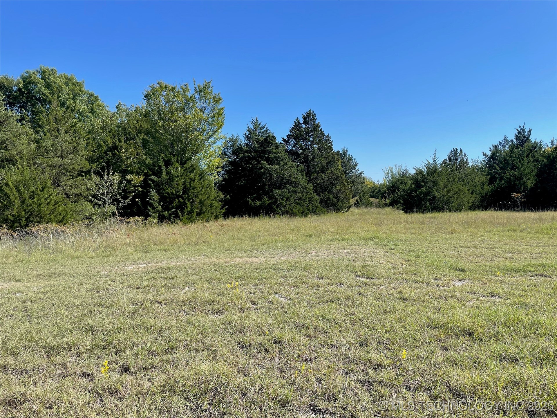 Yukon Property Photo 1