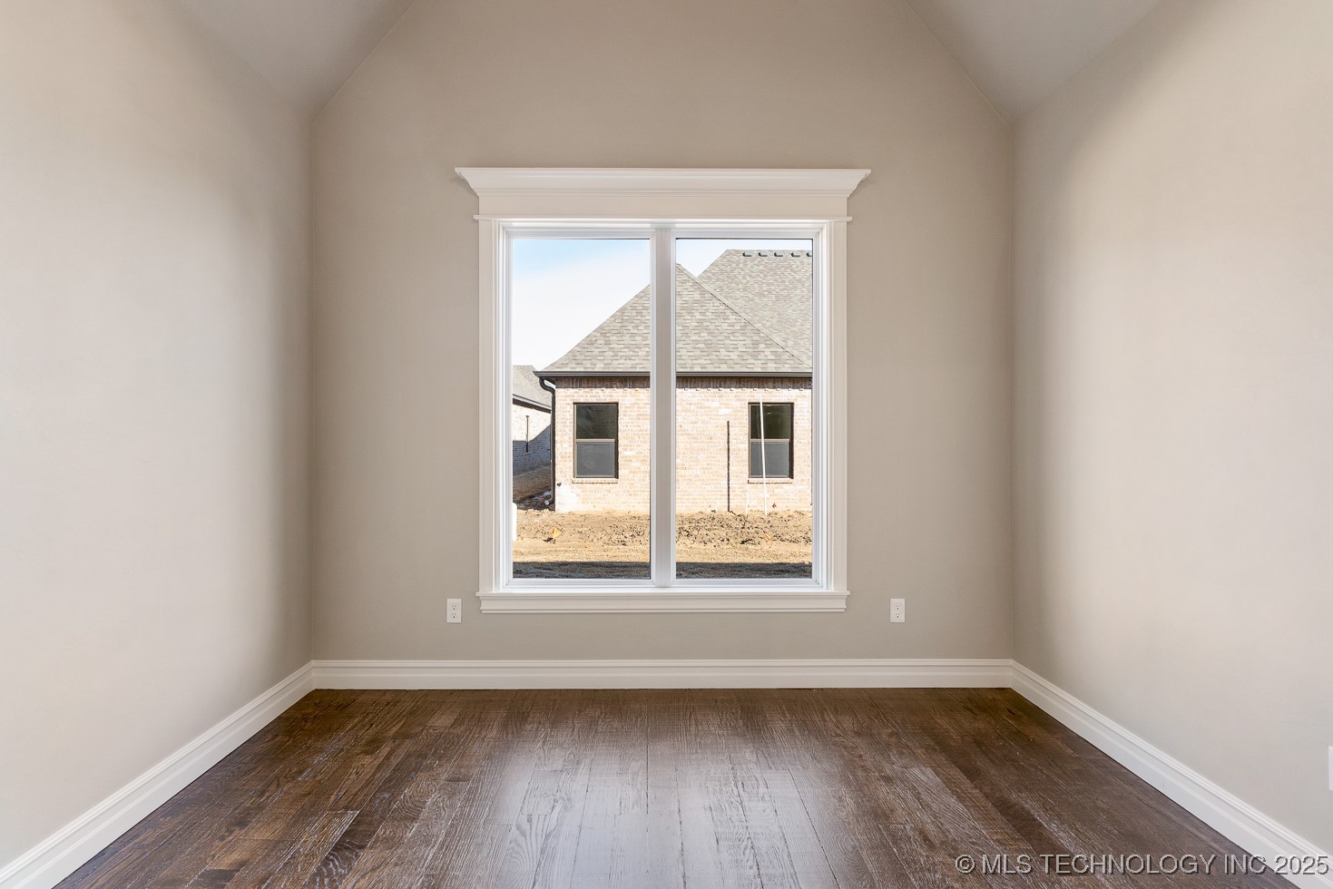 9105 E 62nd Court S Property Photo 9