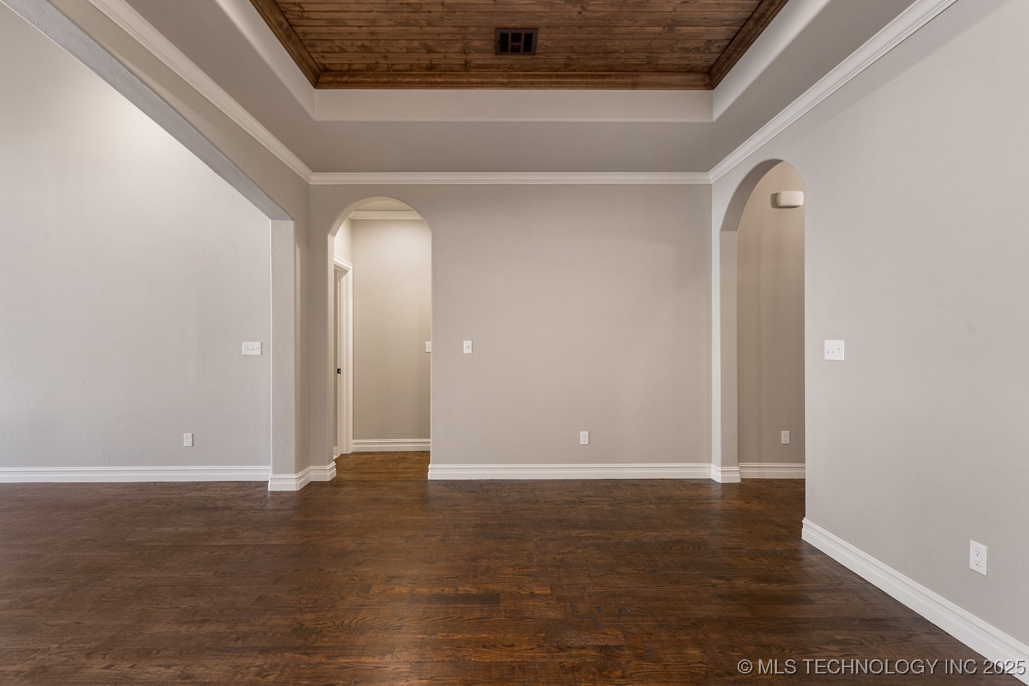 9105 E 62nd Court S Property Photo 17