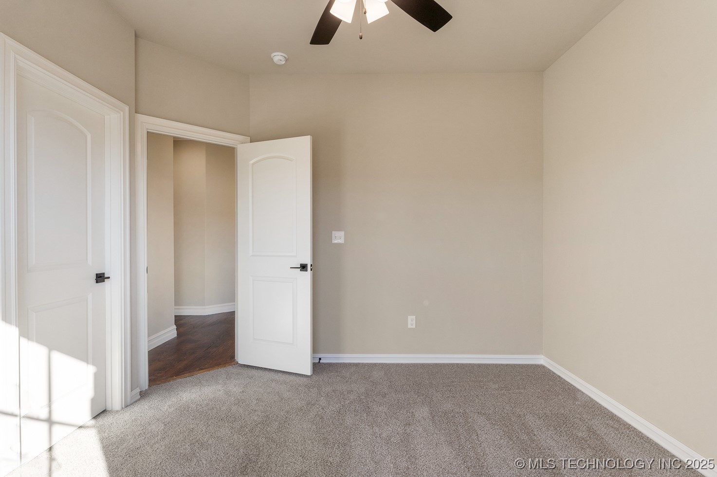 9105 E 62nd Court S Property Photo 23