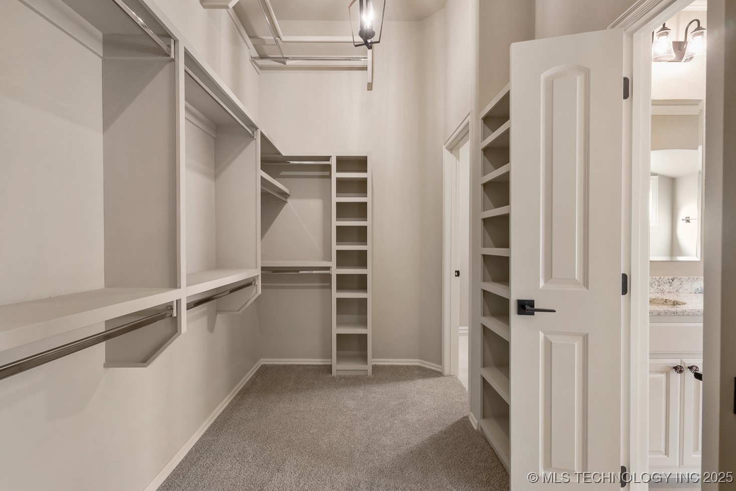 9105 E 62nd Court S Property Photo 27