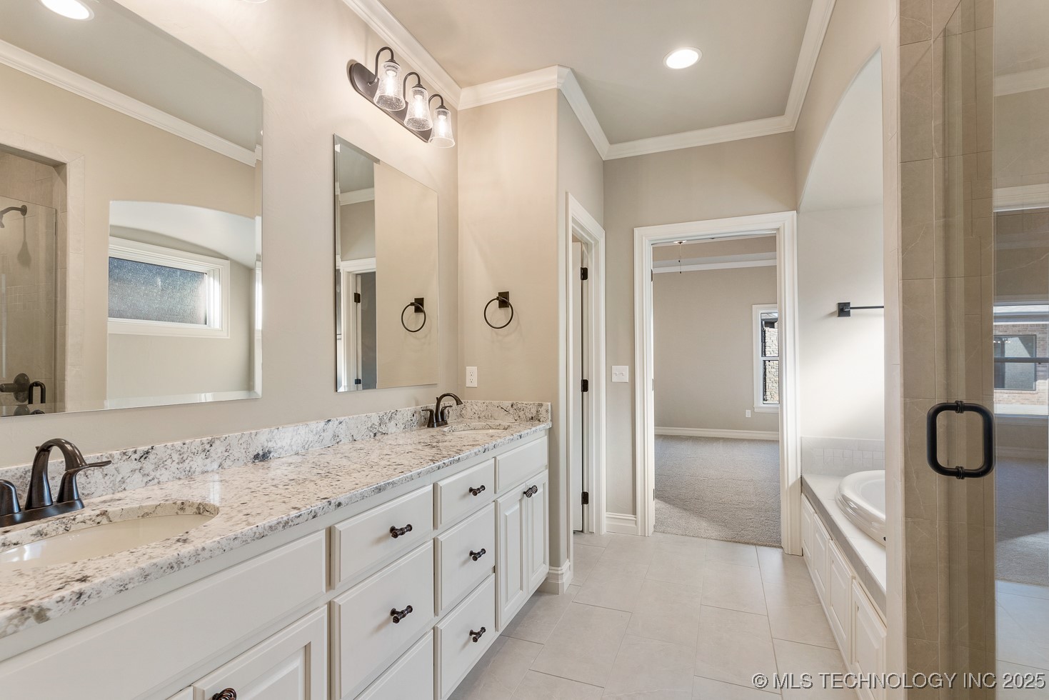 9105 E 62nd Court S Property Photo 28