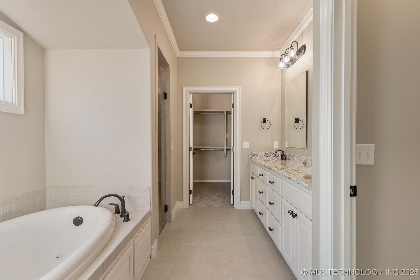 9105 E 62nd Court S Property Photo 30