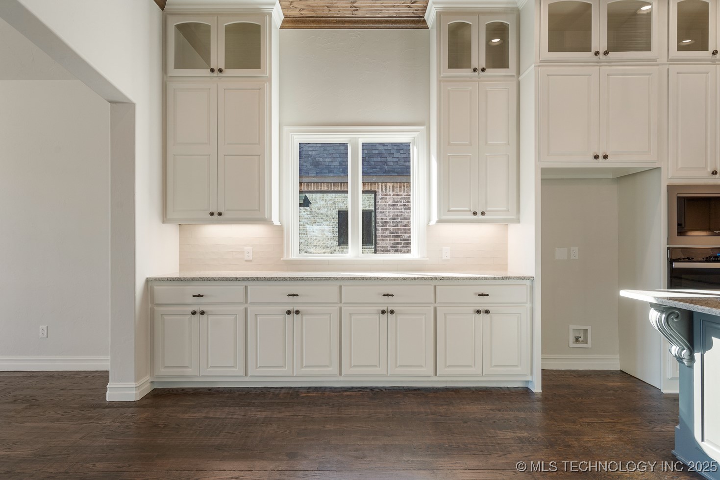 6253 S 92nd East Avenue Property Photo 9