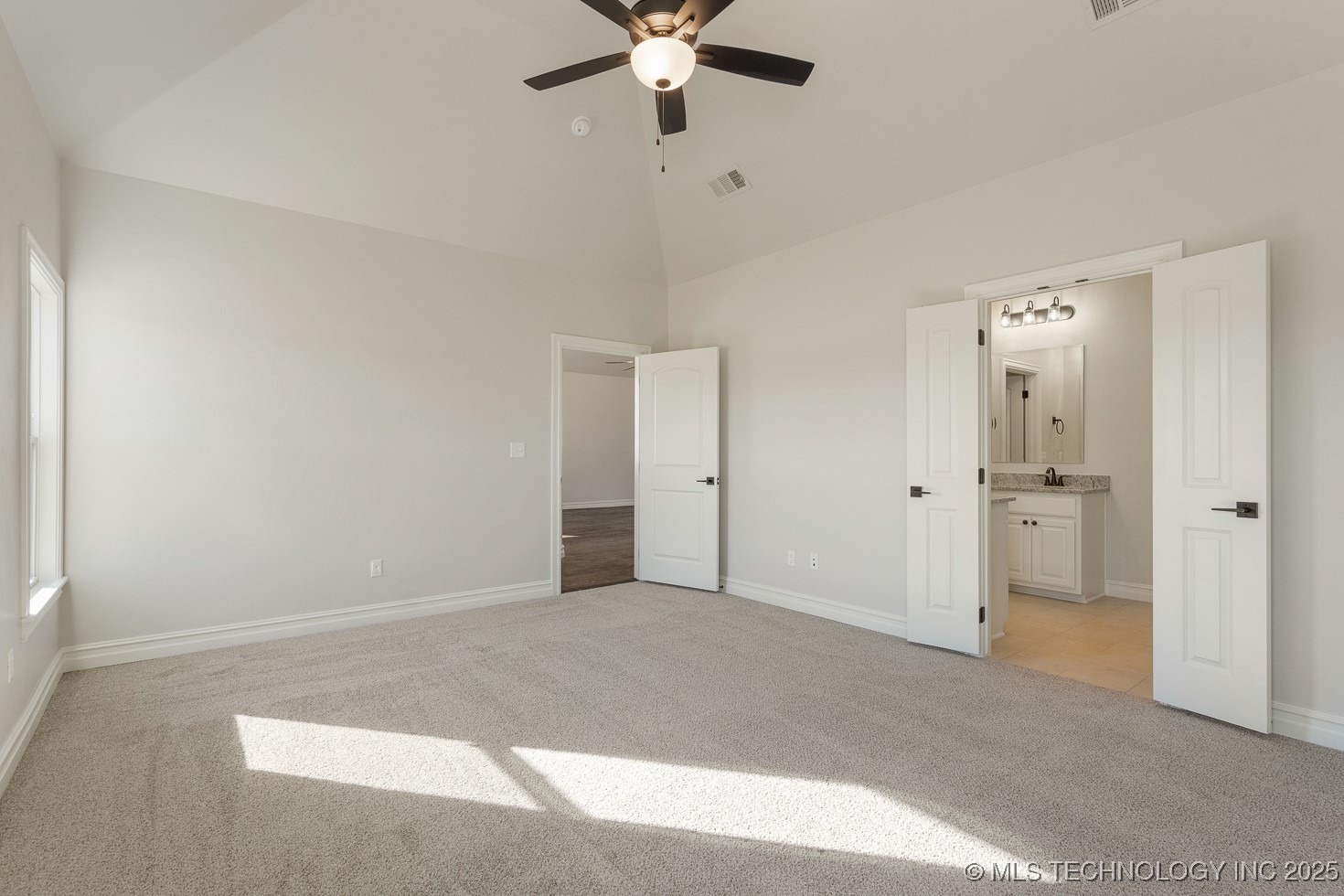 6253 S 92nd East Avenue Property Photo 25