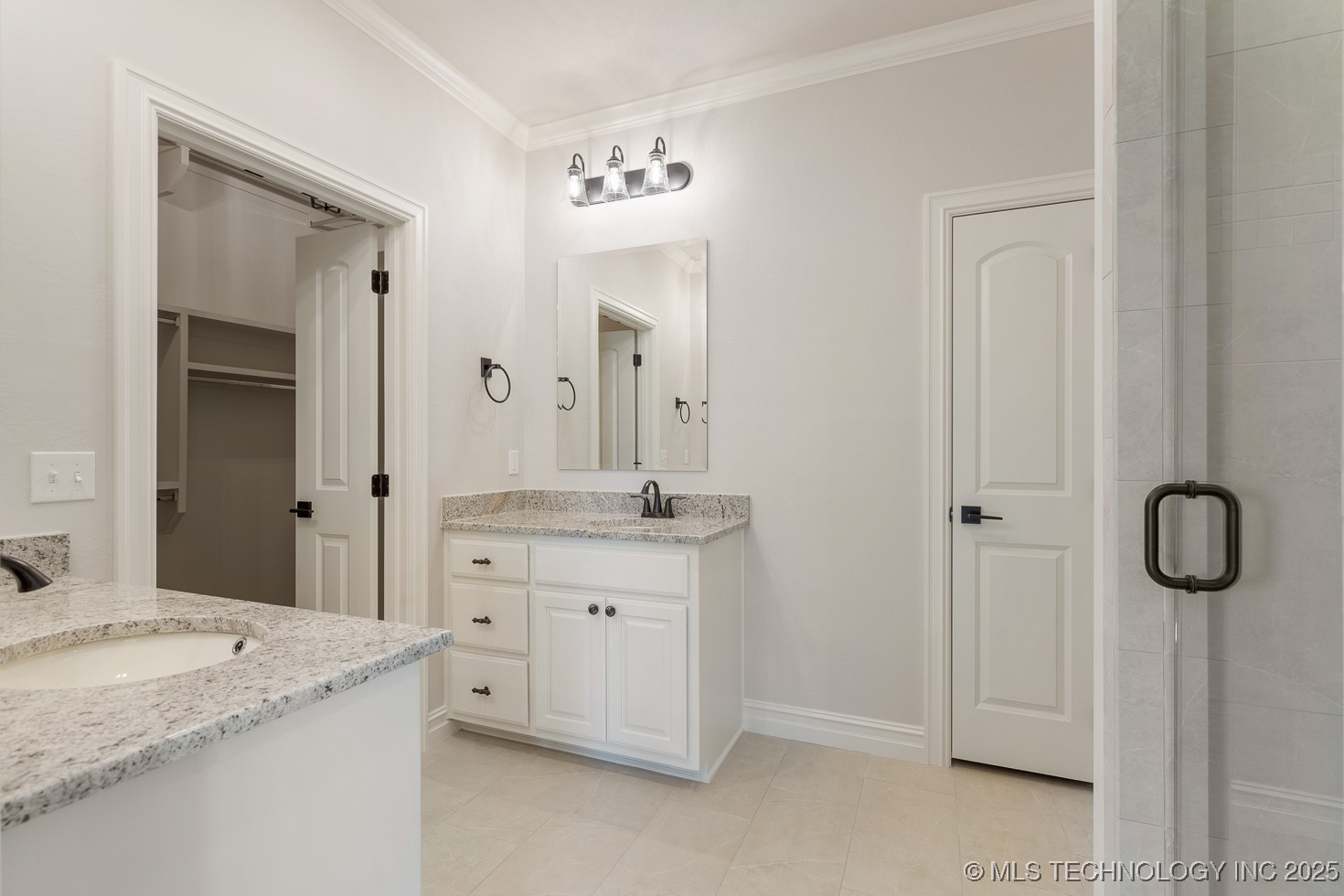 6253 S 92nd East Avenue Property Photo 26