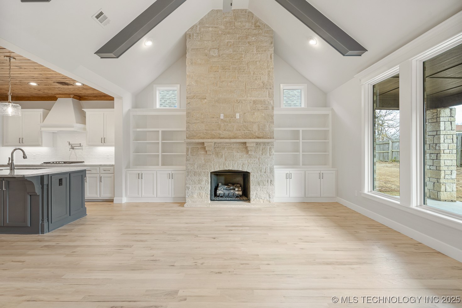 9208 E 62nd Court S Property Photo 14