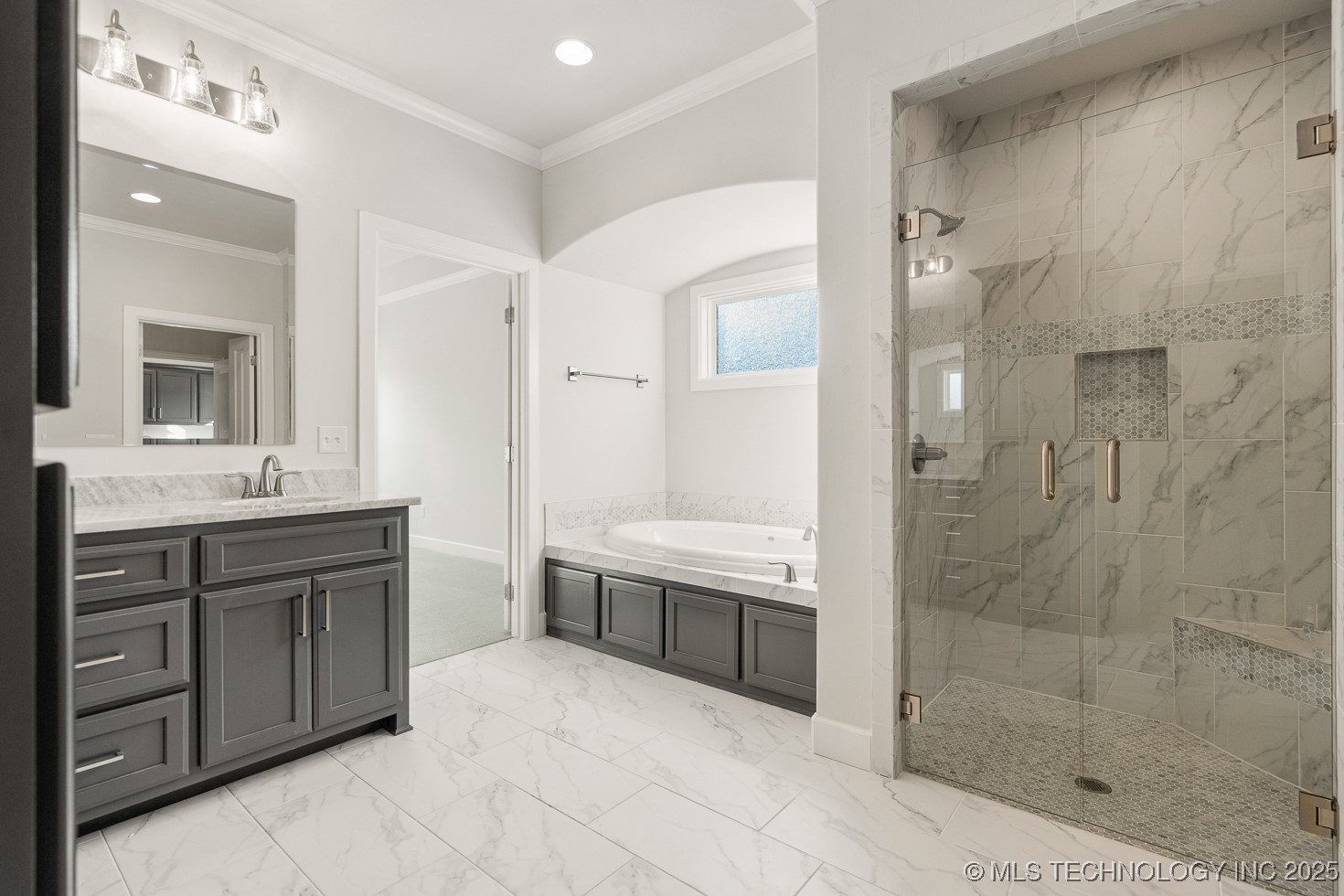 9208 E 62nd Court S Property Photo 20