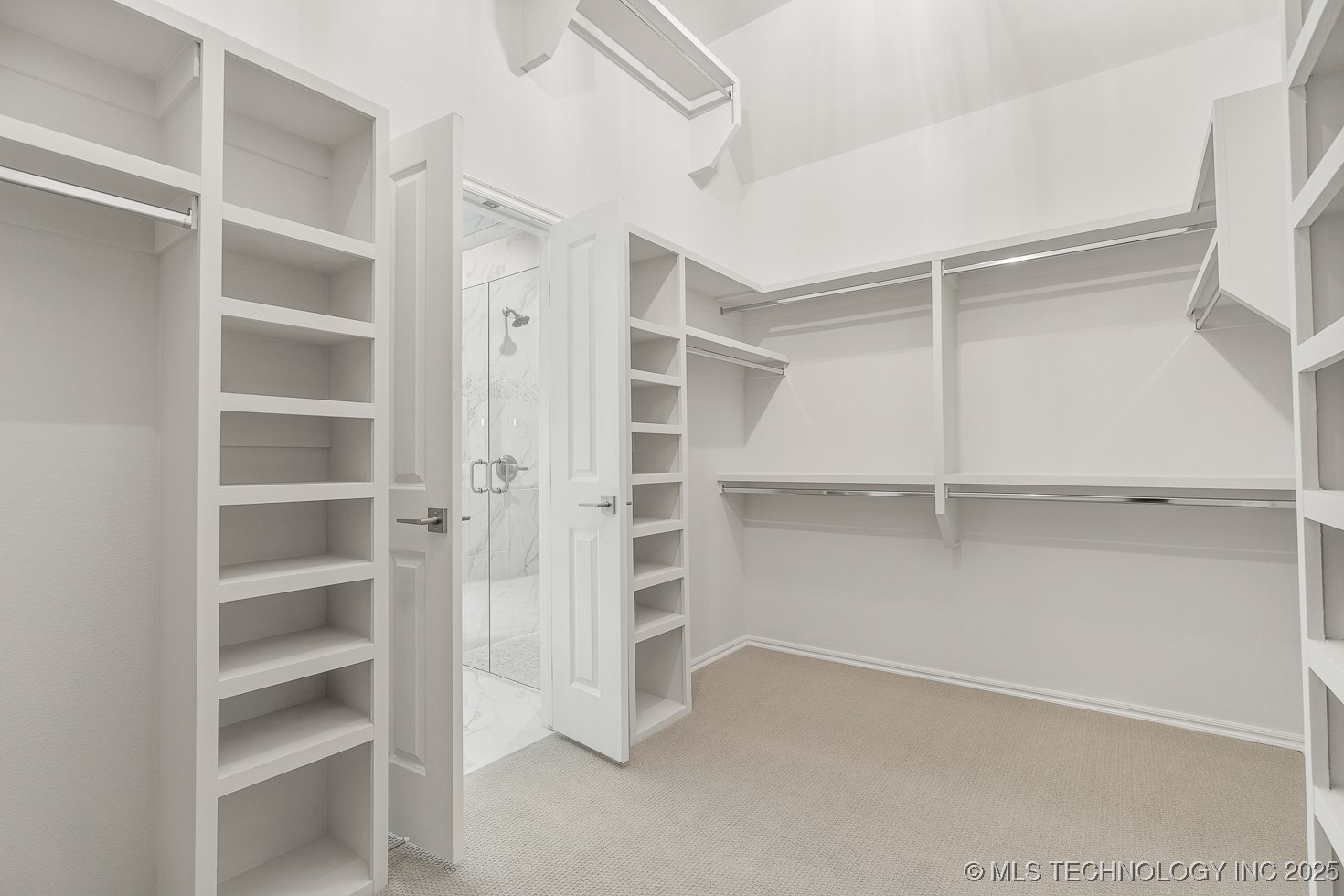 9208 E 62nd Court S Property Photo 24