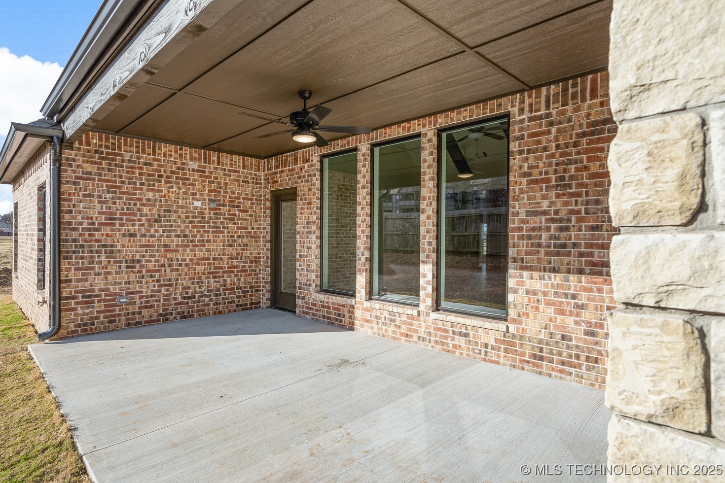 9208 E 62nd Court S Property Photo 33