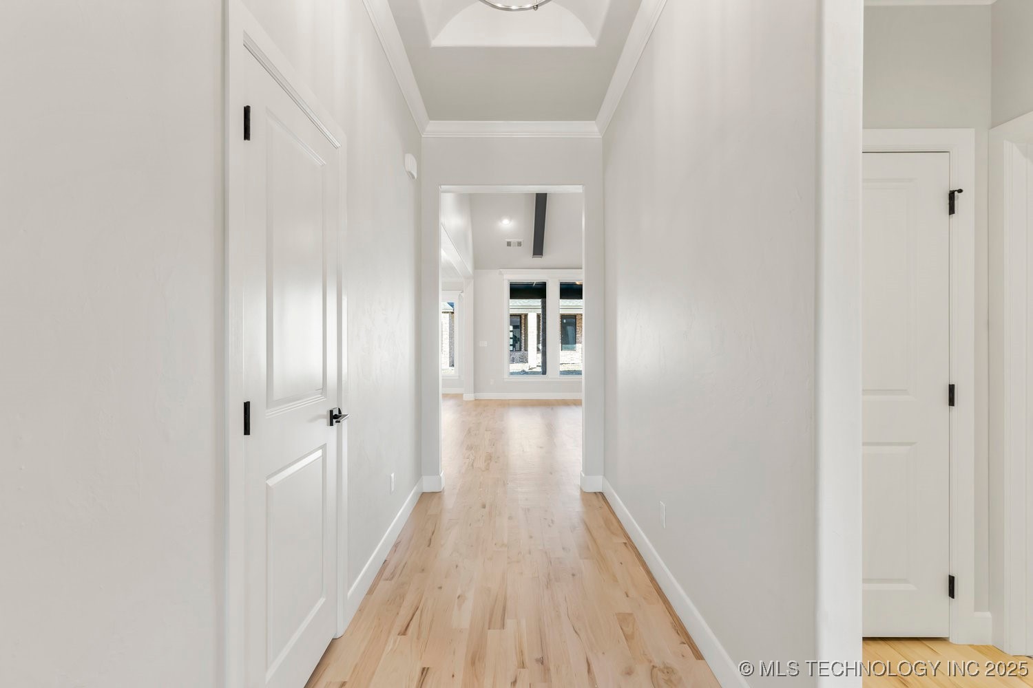 9063 E 62nd Court S Property Photo 2