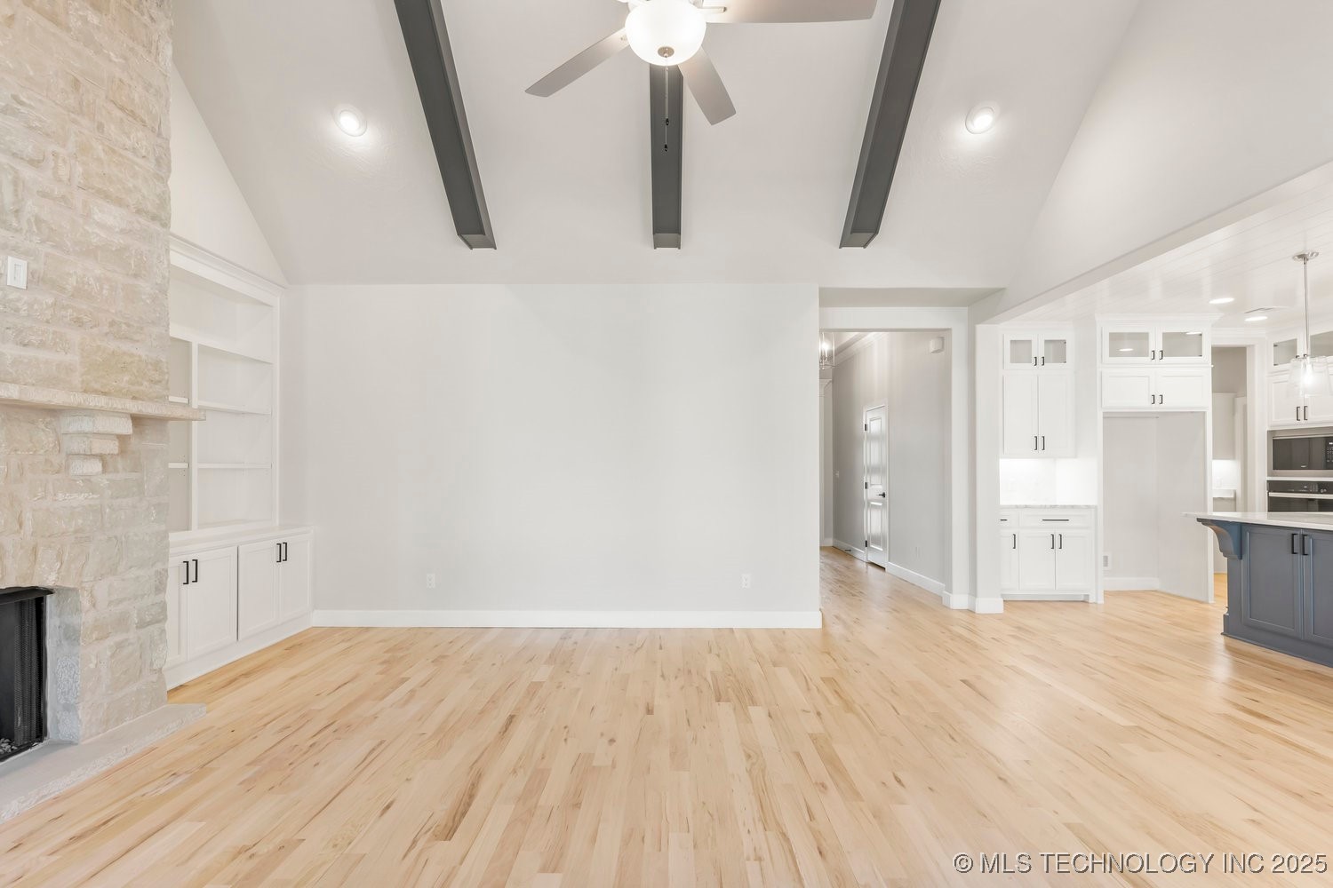 9063 E 62nd Court S Property Photo 6