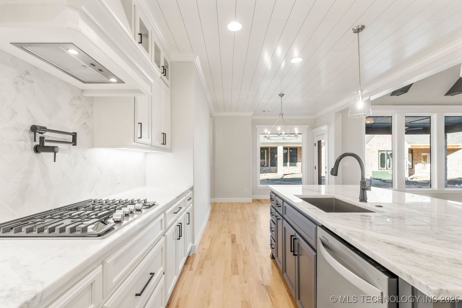 9063 E 62nd Court S Property Photo 10