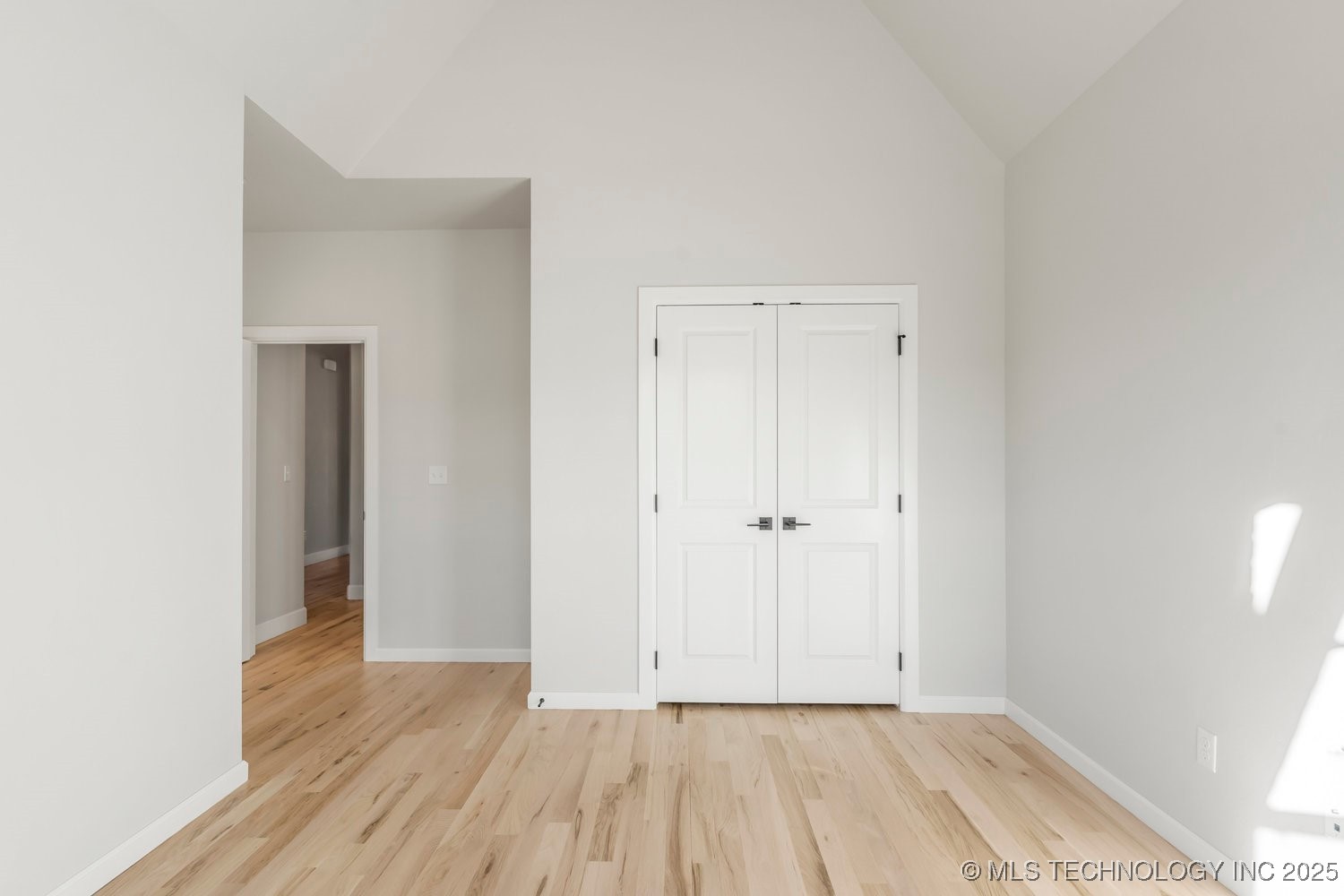 9063 E 62nd Court S Property Photo 17