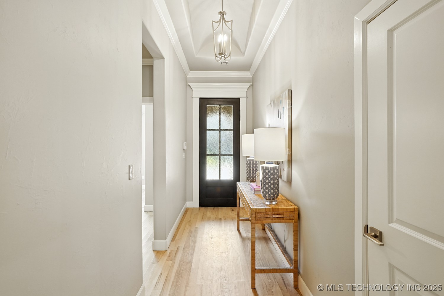 9069 E 62nd Place S Property Photo 3