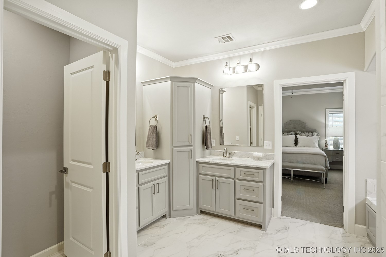 9069 E 62nd Place S Property Photo 25