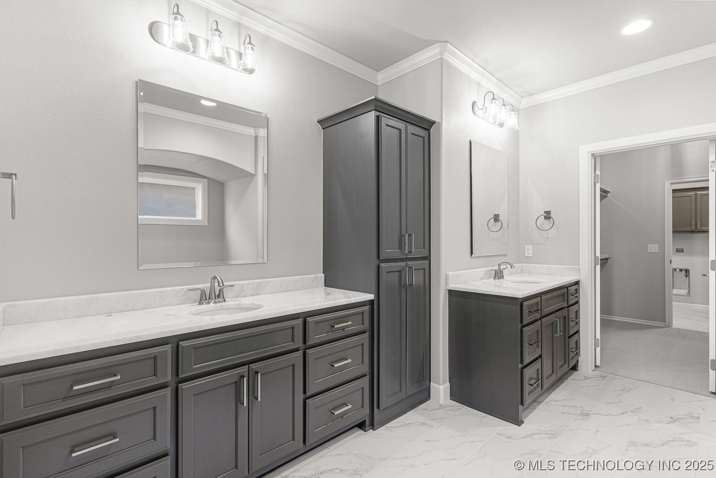 9111 E 62nd Court S Property Photo 22