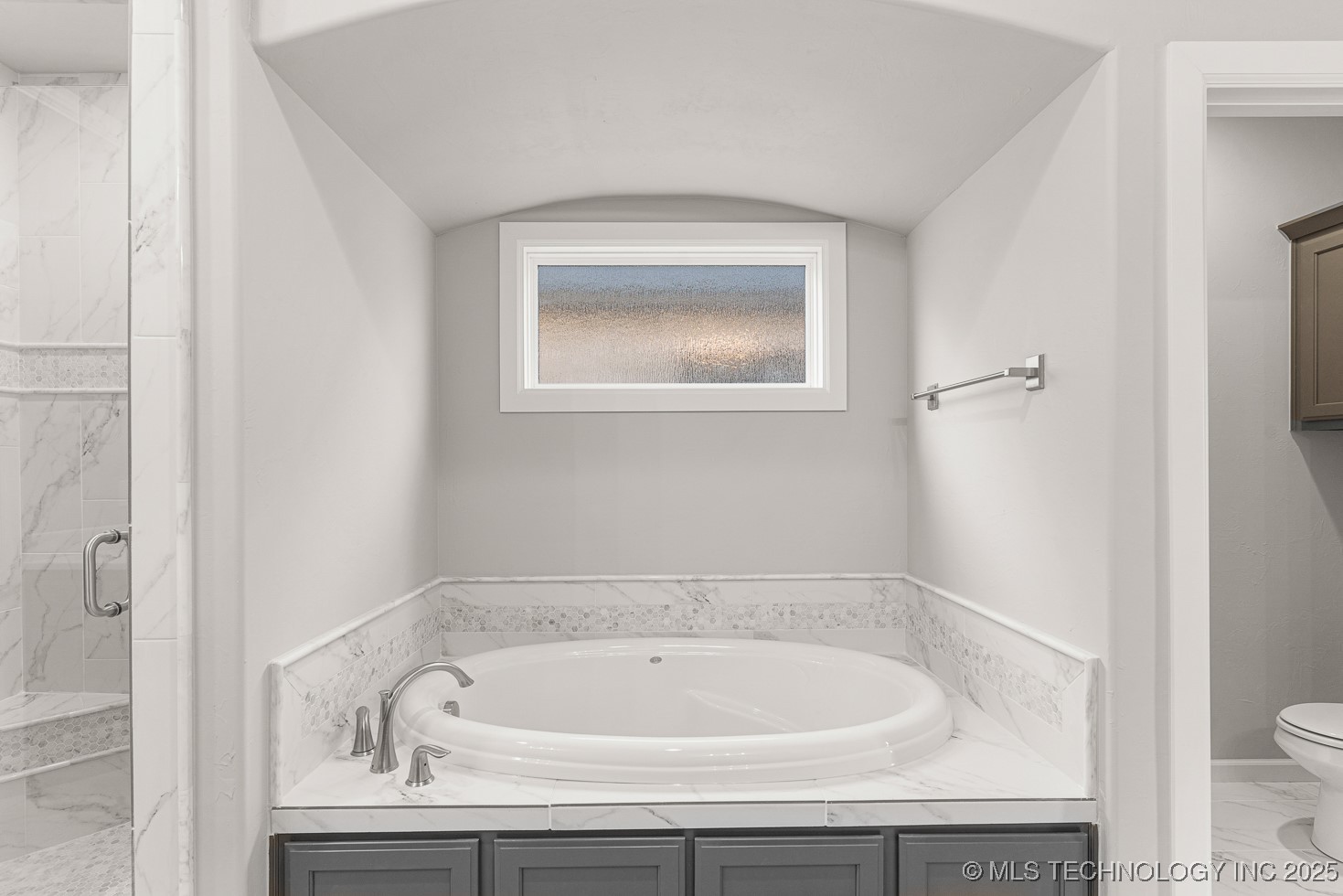 9111 E 62nd Court S Property Photo 23