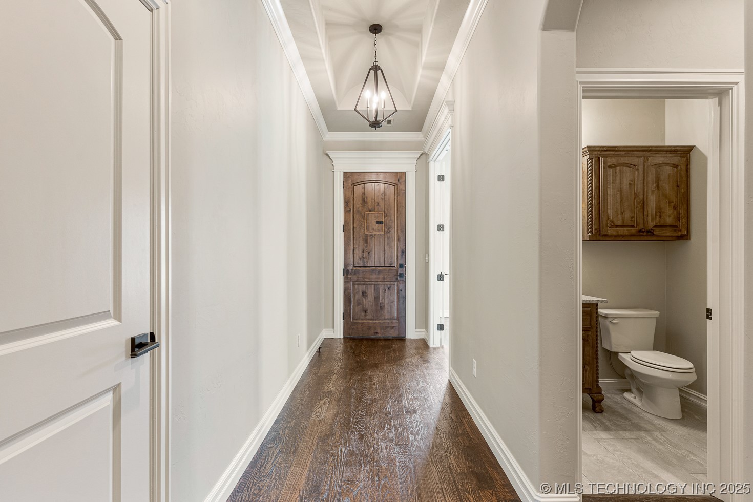 9069 E 62nd Court S Property Photo 3