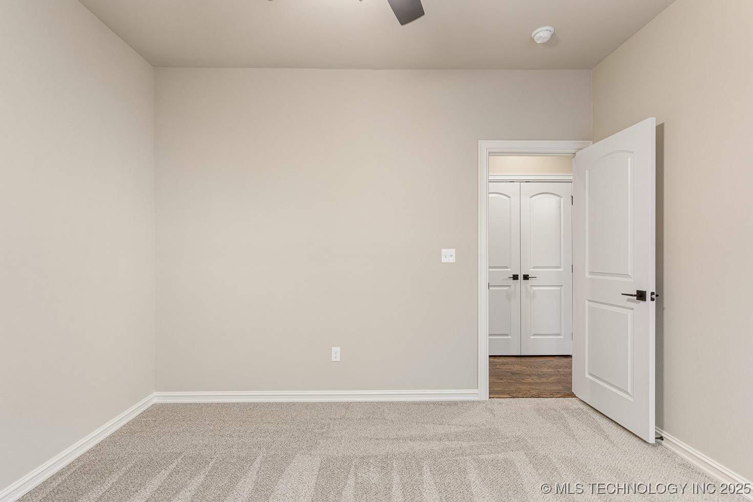 9069 E 62nd Court S Property Photo 10