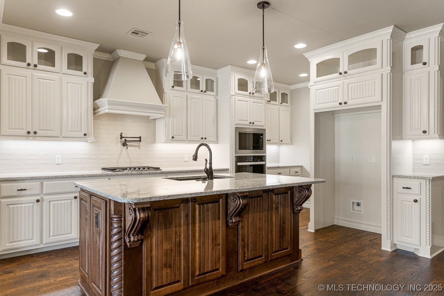 9069 E 62nd Court S Property Photo 30