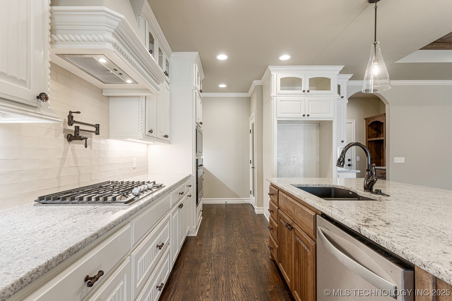 9069 E 62nd Court S Property Photo 32