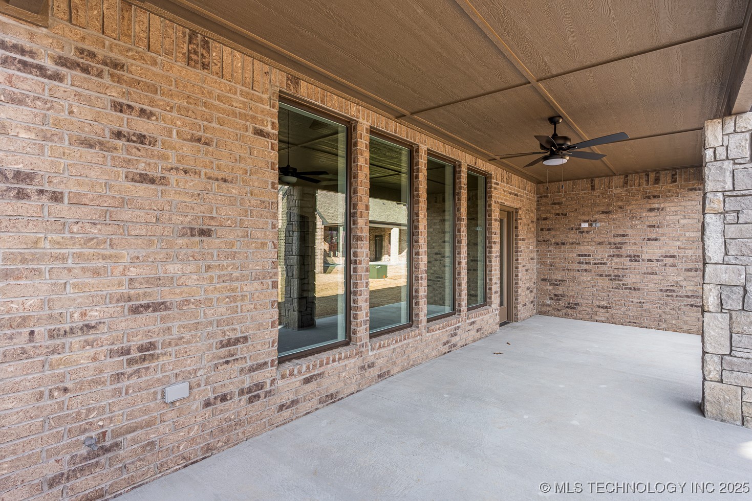 9069 E 62nd Court S Property Photo 37