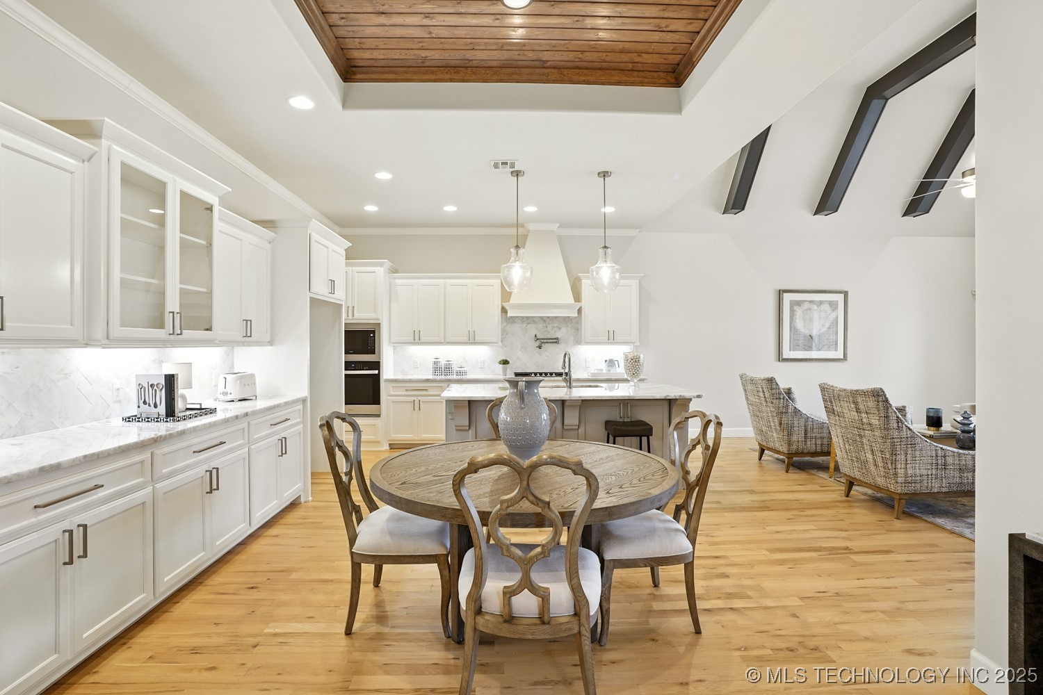 9105 E 62nd Place S Property Photo 11