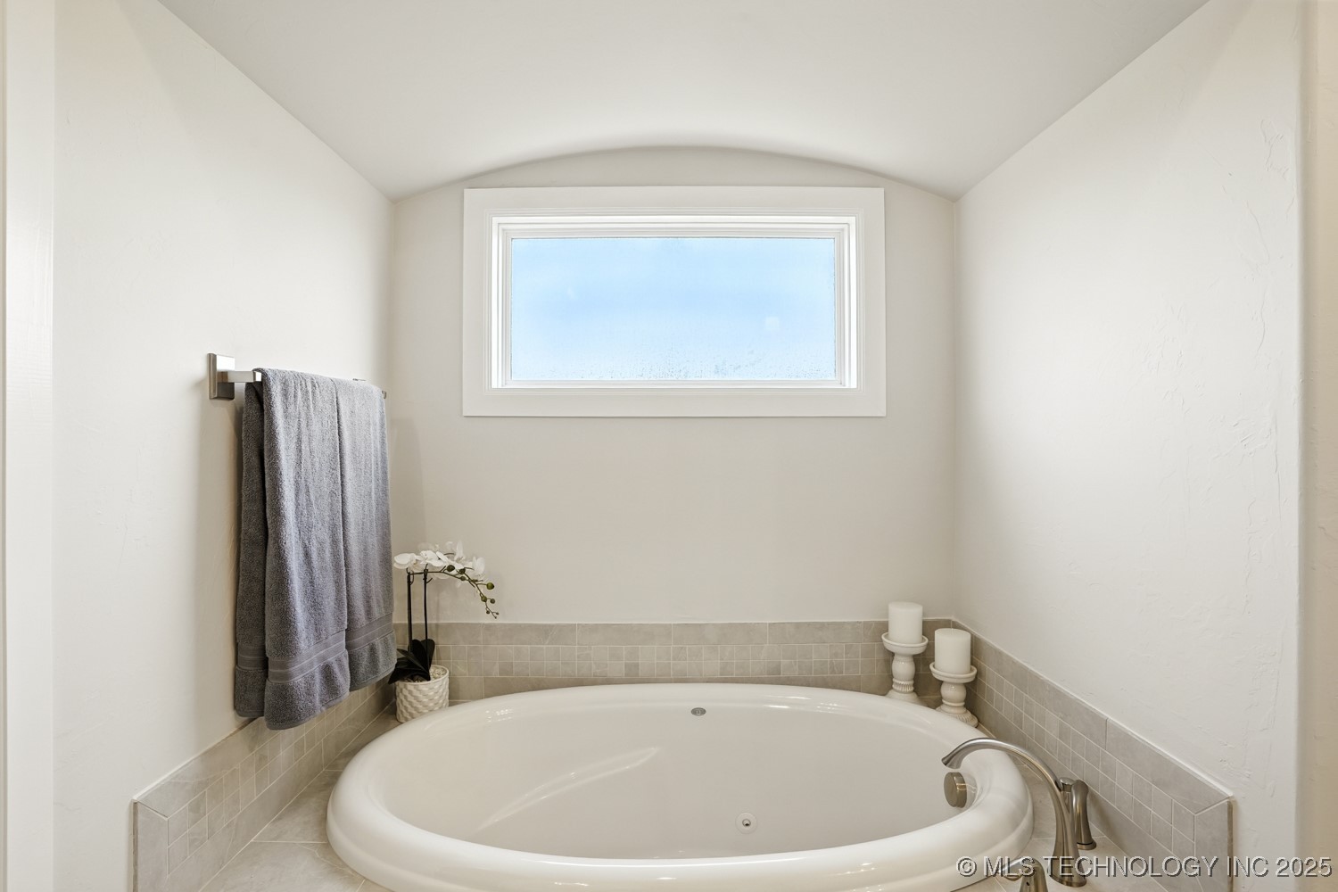 9105 E 62nd Place S Property Photo 31