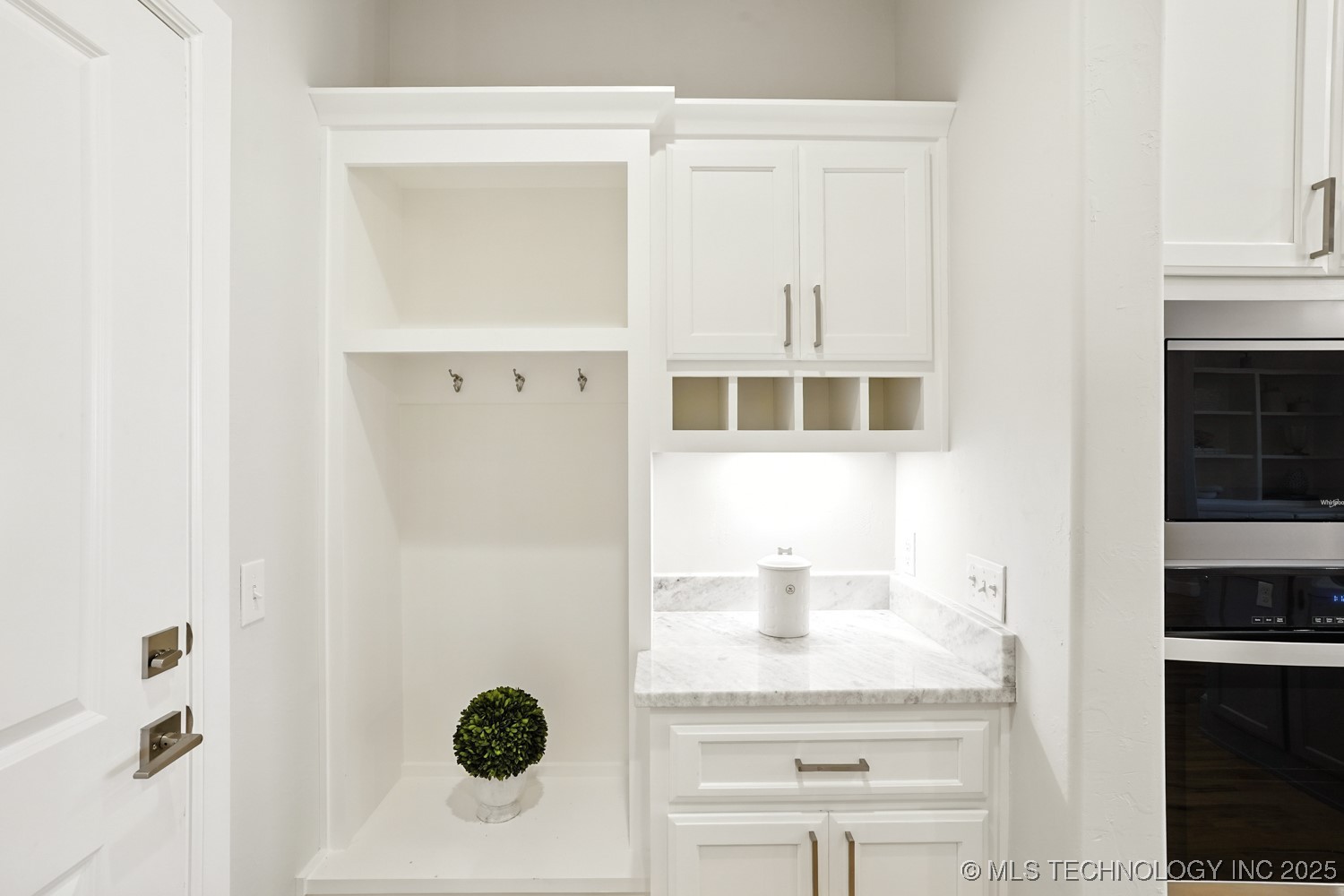 9105 E 62nd Place S Property Photo 37