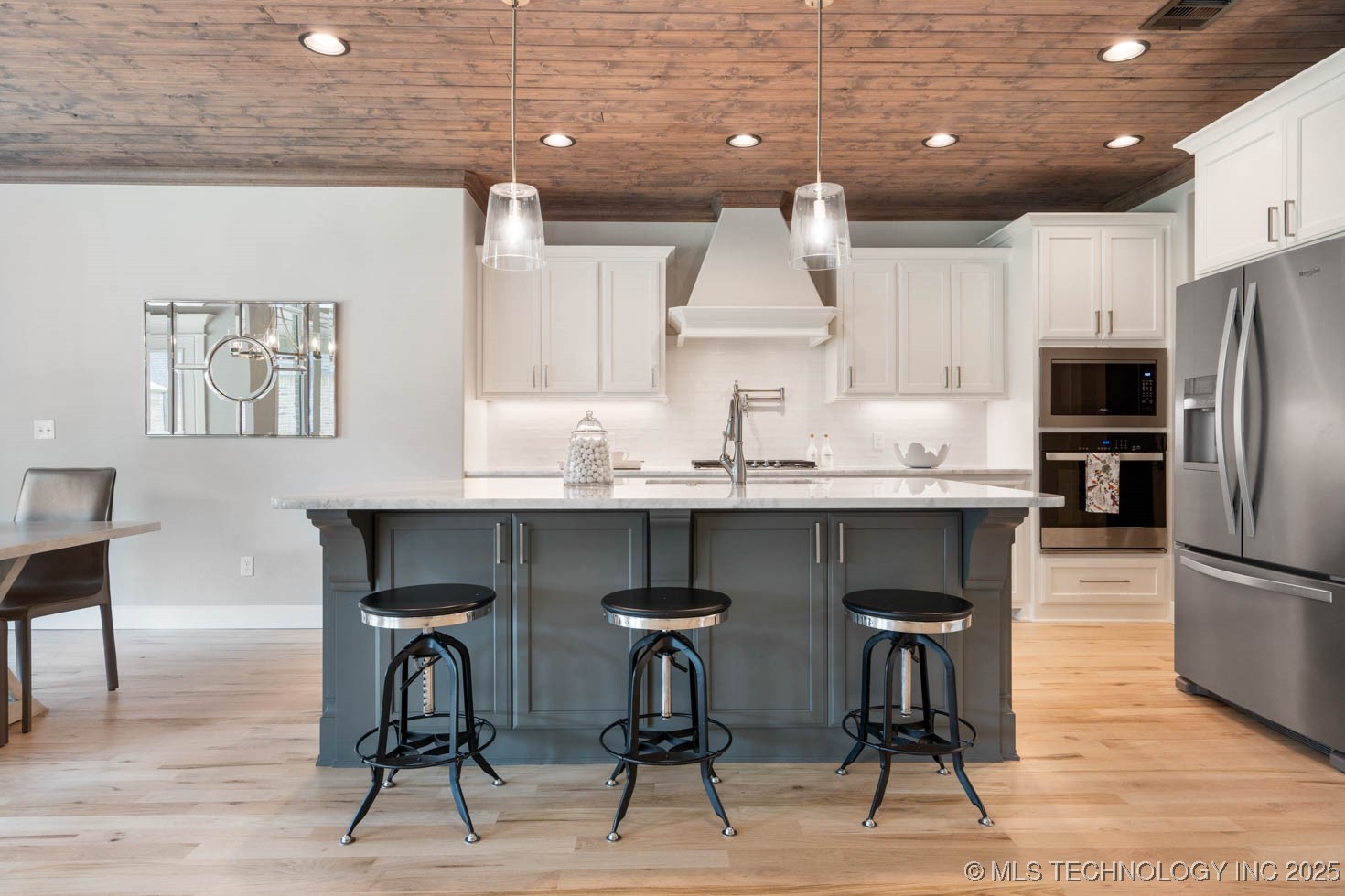 9056 E 62nd Place S Property Photo 14