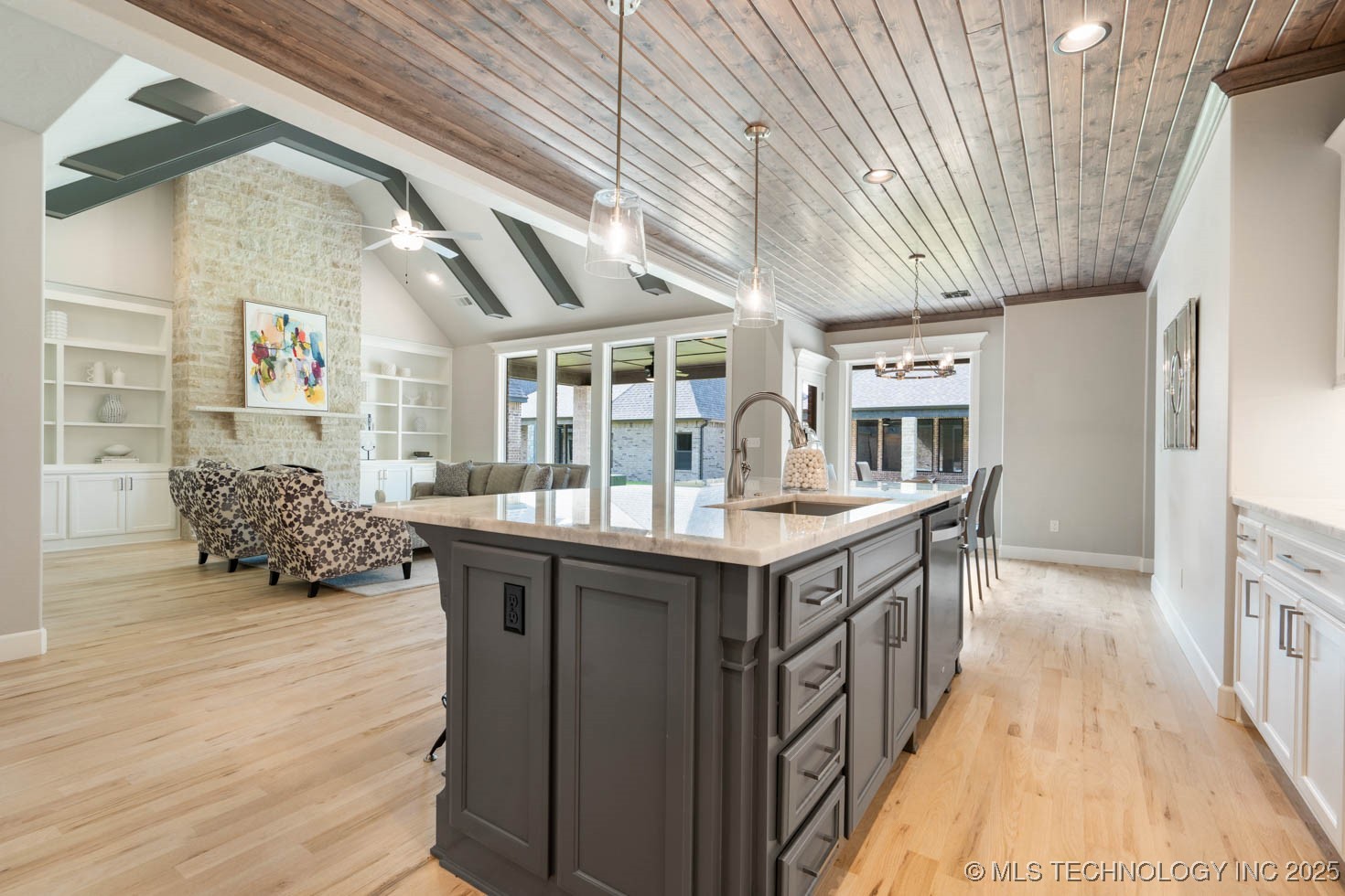 9056 E 62nd Place S Property Photo 15